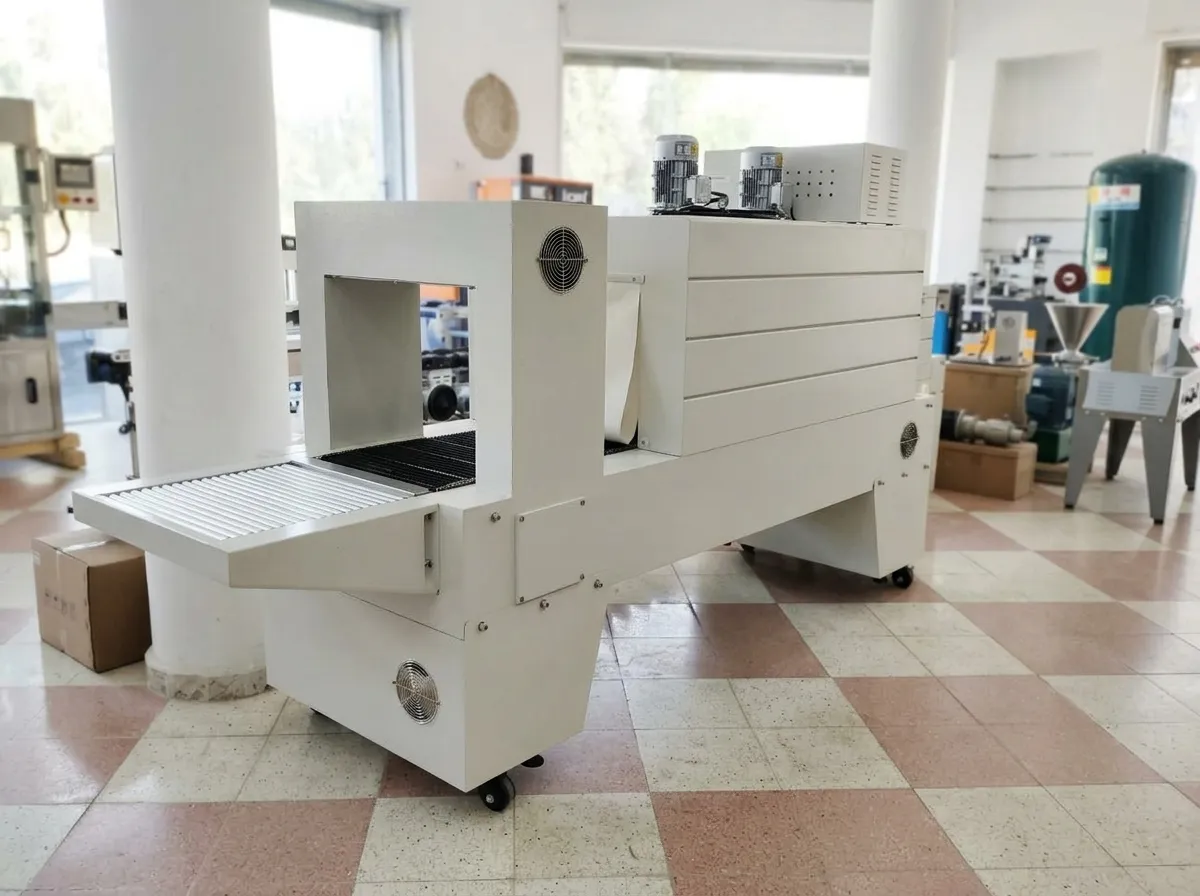 Fardeleuse Machine Emballage Sous Film — Bon État - 1